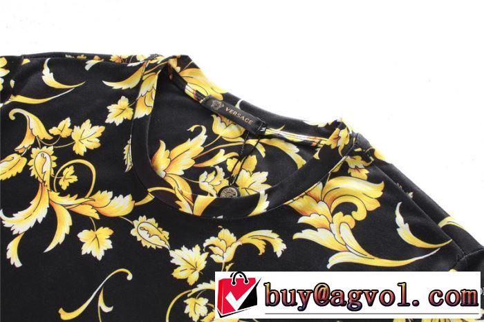 ヴェルサーチ VERSACE 半袖Tシャツ ラックスした雰囲気 大人キレイめ 2018春夏新作