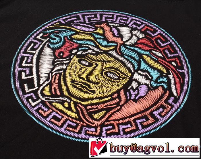 4色可選 半袖Tシャツ 2018春夏新作 吸汗速乾 ヴェルサーチ VERSACE 今季爆発的な人気