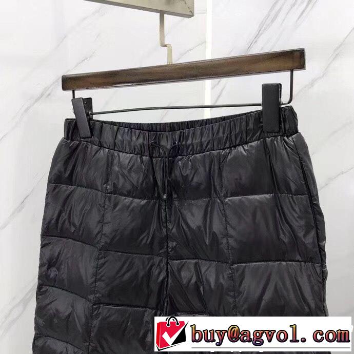 デニムパンツ 根強い人気定番商品 大人気商品再入荷! MONCLER モンクレール
