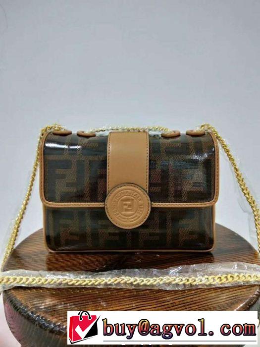  話題の新作到着！ FENDI フェンディ 話題の新作到着！ ショルダーバッグ 3色可選 圧倒的人気新着