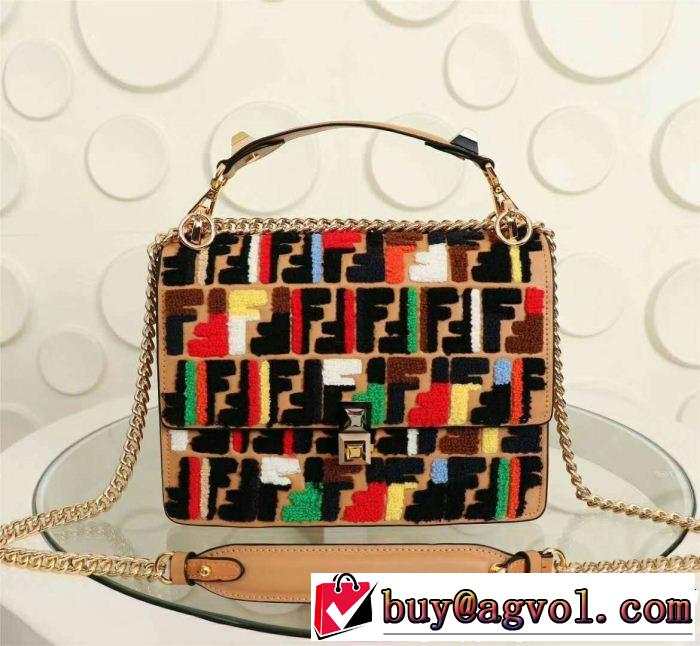  上品でベーシック FENDI フェンディ 超人気美品  ショルダーバッグ 今季新作登場
