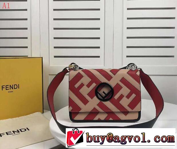 定番品質保証 超目玉新作  FENDI フェンディ 4色可選 個性的なモデル ショルダーバッグ