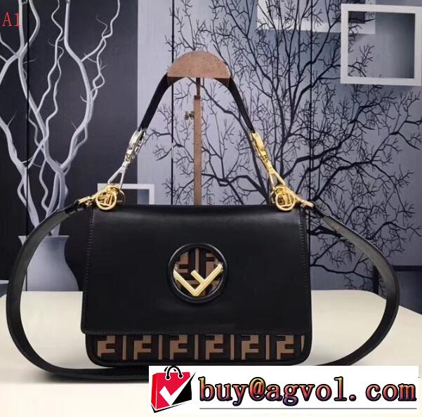多色可選 目前の注目ブランド  FENDI フェンディ ショルダーバッグ 秋冬大活躍
