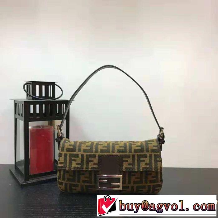  ファッションスタッズ フェンディ稀少*入手困難 FENDI ハンドバッグ 今季爆発的な人気 