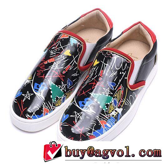 希少性の高いルブタン偽物Christian Louboutin超人気新品スリッポンカジュアルブラックスニーカーレザー採用