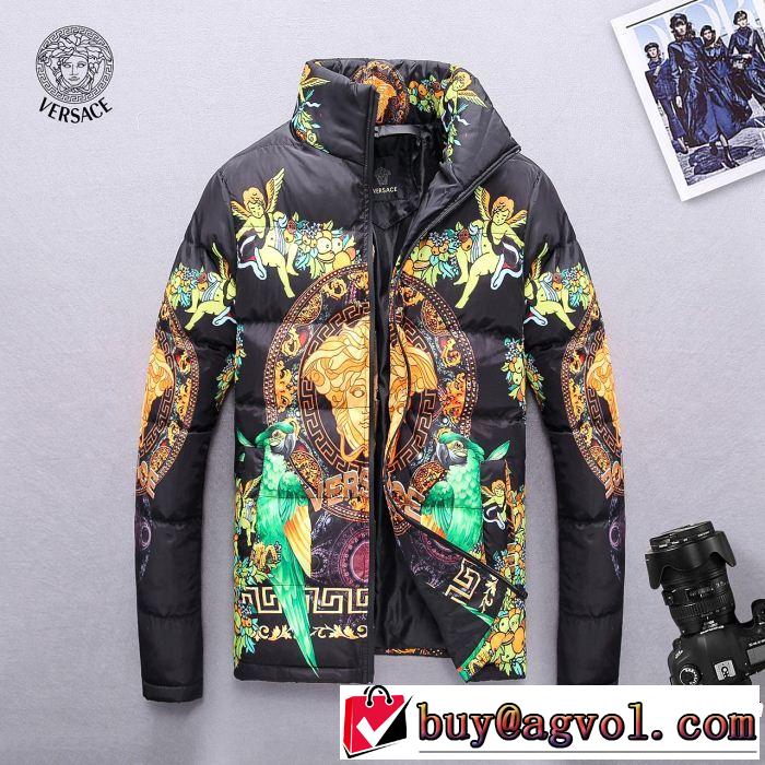 有名人同じアイテム　ダウンジャケット メンズ  圧倒的人気新着　数量限定再入荷　　ヴェルサーチVERSACE