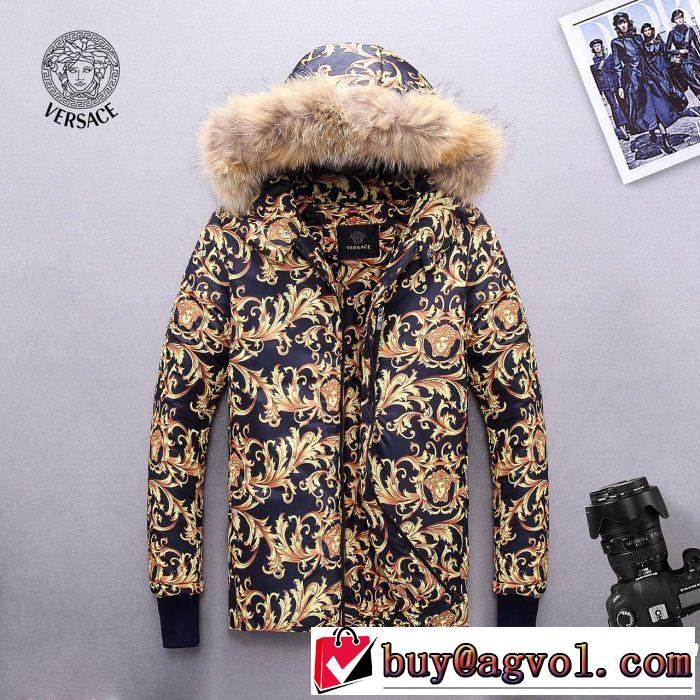  2色可選　人気急上昇中　ダウンジャケット メンズ 　ヴェルサーチVERSACE  美品*入手困難