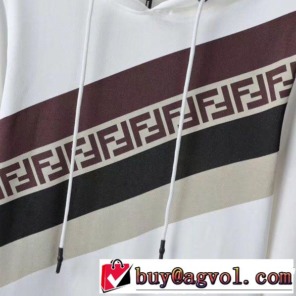 秋の定番 2色可選 大人気 セール最新作 定番から限定までフェンディ FENDI