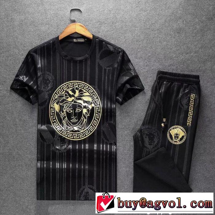 大人気ブランド ヴェルサーチ VERSACE 2018【SALE！】半袖セットアップ 2色可選人目を引く存在感