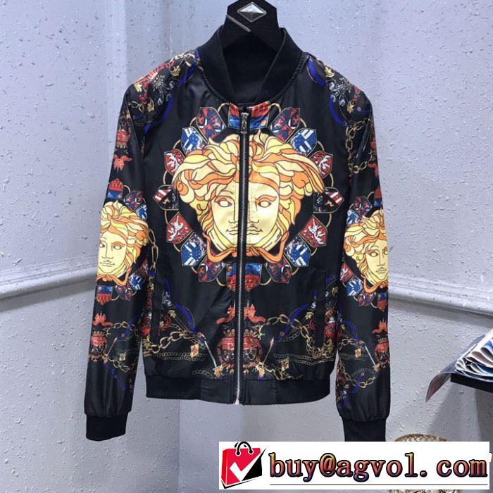 ブルゾン 人目を引く存在感 2018新作コレクション VERSACE ヴェルサーチ 話題人気商品