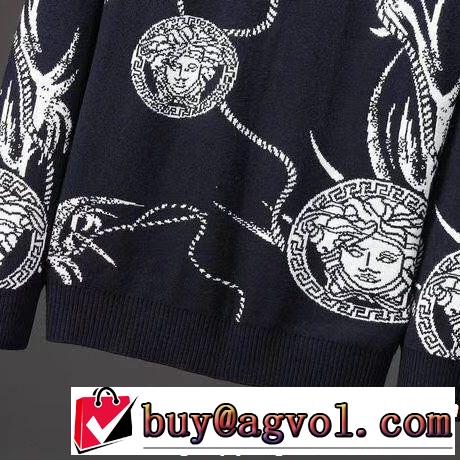 2色可選 ヴェルサーチ VERSACE プルオーバー 人気限定値段が安い 雑誌掲載アイテムセール