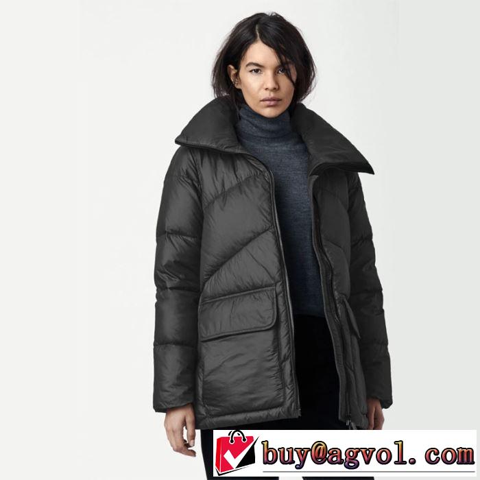 カナダグース人気ファッション雑誌でも掲載  Canada Goose 最重要！2019秋冬トレンド ダウンプレミアムダウンジャケット