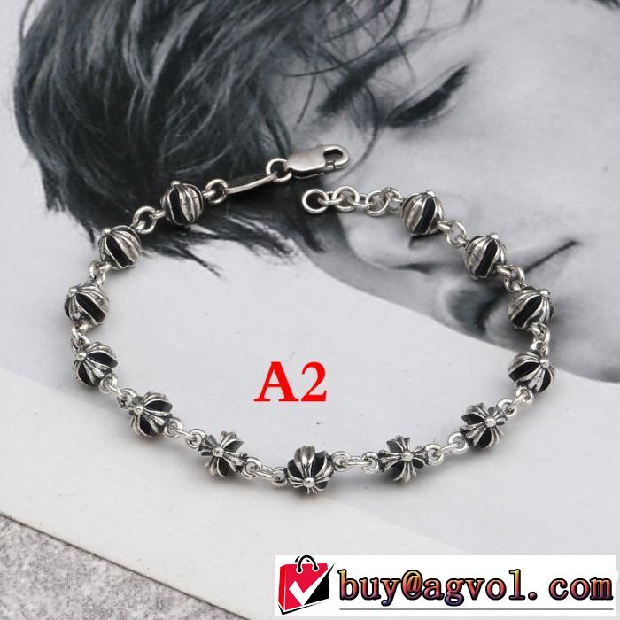 風通しの良いフレア ブレスレット オシャレな印象に クロムハーツ CHROME HEARTS 夏の大人カジュアルスタイル