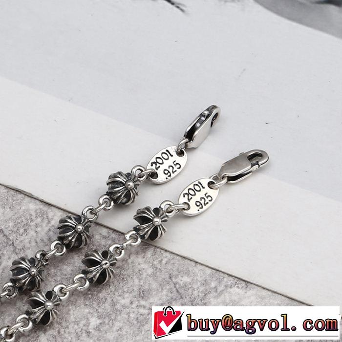 風通しの良いフレア ブレスレット オシャレな印象に クロムハーツ CHROME HEARTS 夏の大人カジュアルスタイル