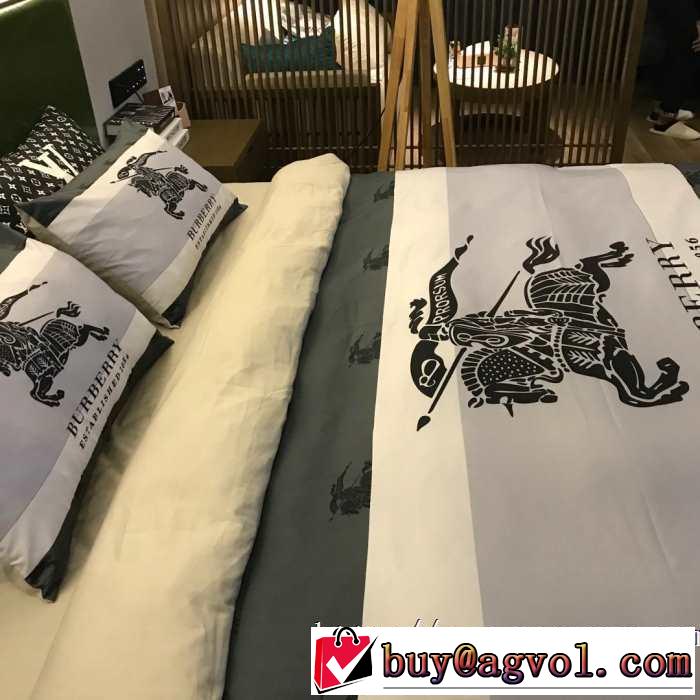 おススメの秋冬アイテムをCHECKバーバリー BURBERRY  気になる2019年秋のファッション 寝具4点セット