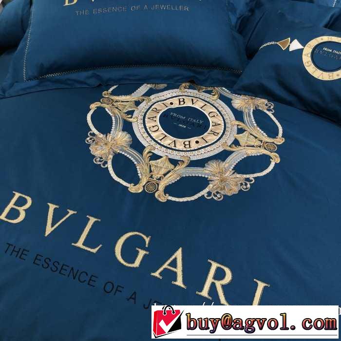 2019AWにおしゃれに着こなすコツ ブルガリ BVLGARI  秋の季節感も感じられる着こなし 寝具4点セット