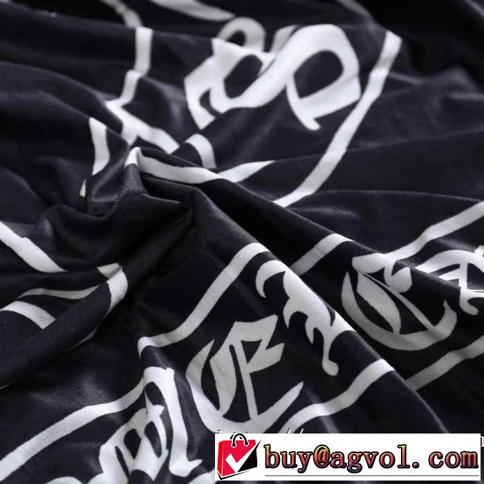 寝具4点セット クロムハーツ2020秋冬流行ファション CHROME HEARTS 華やかに魅せる秋冬コーデ