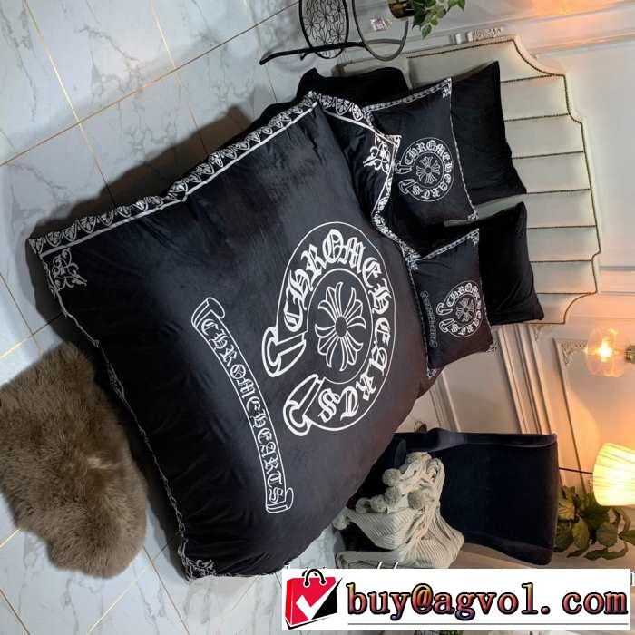 2019秋のファッショントレンドはこれ 寝具4点セット クロムハーツ CHROME HEARTS カジュアルコーデオシャレ