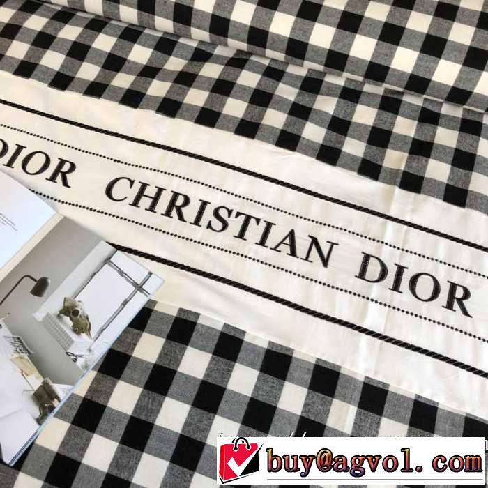 ディオール2019-2020秋冬のファッション  DIOR  寝具4点セット 大人かわいい秋冬コーデを楽しみ