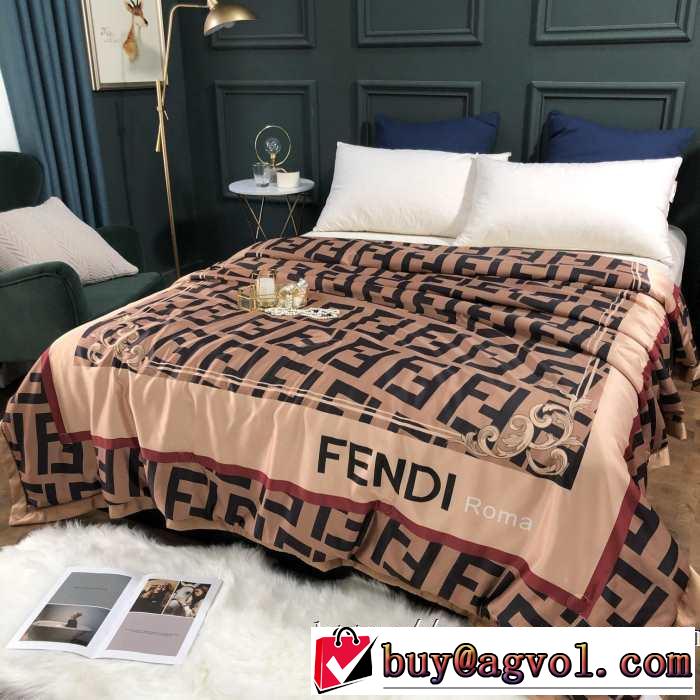 おすすめする注目トレンド フェンディ【2019秋冬】今きてる最先端ブランド FENDI 寝具4点セット