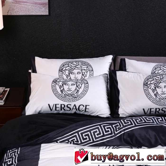 使いやすさのトレンド ヴェルサーチVERSACE 先取り 2019/2020秋冬ファッション 寝具4点セット