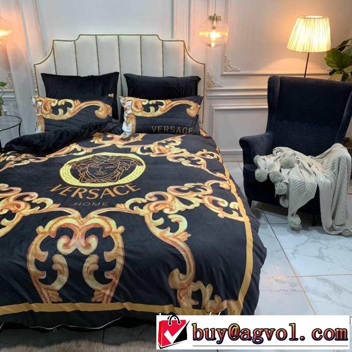 ヴェルサーチ 注目の秋ファッション一番 VERSACE 寝具4点セット 最速2019秋冬トレンドブランド