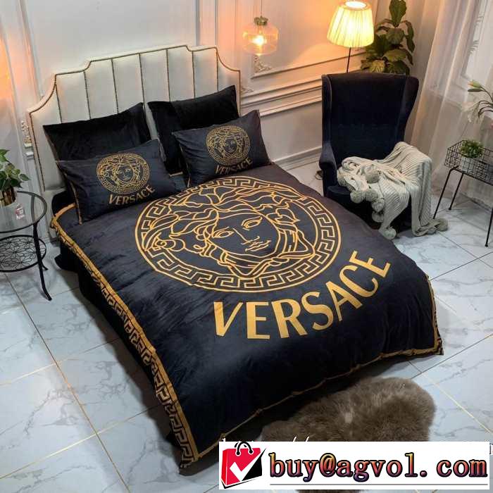 着心地もなめらかで快適 ヴェルサーチ 秋冬流行りファション VERSACE 寝具4点セット 2019aw