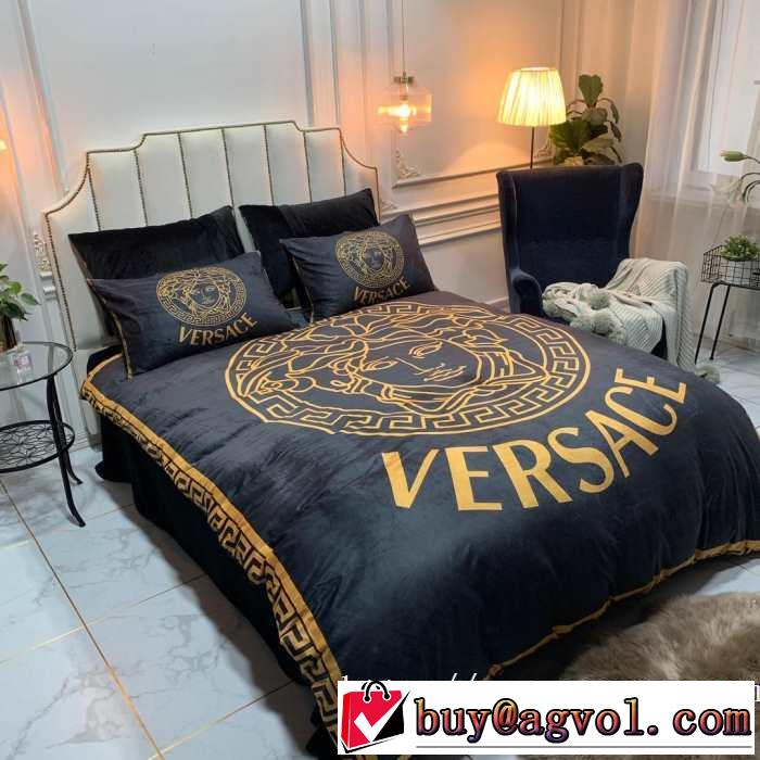 着心地もなめらかで快適 ヴェルサーチ 秋冬流行りファション VERSACE 寝具4点セット 2019aw