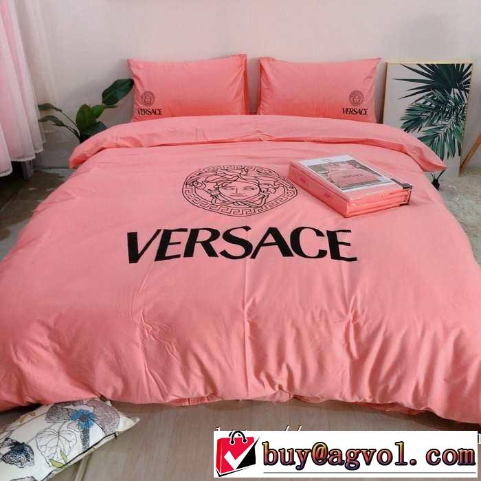 ヴェルサーチ 2019秋冬トレンドアイテム VERSACE 寝具4点セット 人気ファッション雑誌でも掲載