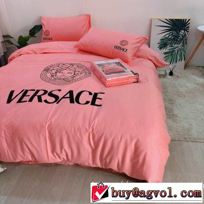 ヴェルサーチ 2019秋冬トレンドアイテム VERSACE 寝具4点セット 人気ファッション雑誌でも掲載