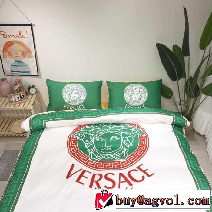 人気ブランドの秋冬新色 ヴェルサーチ 最重要！2019秋冬トレンド VERSACE 寝具4点セット