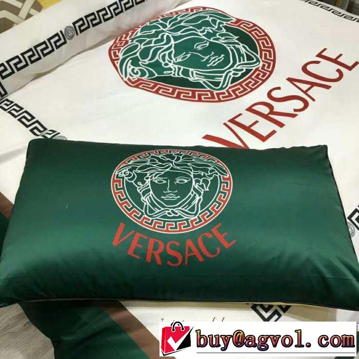 優しいのに存在感 ヴェルサーチ 寝具4点セット先取り 2019/2020秋冬ファッション VERSACE