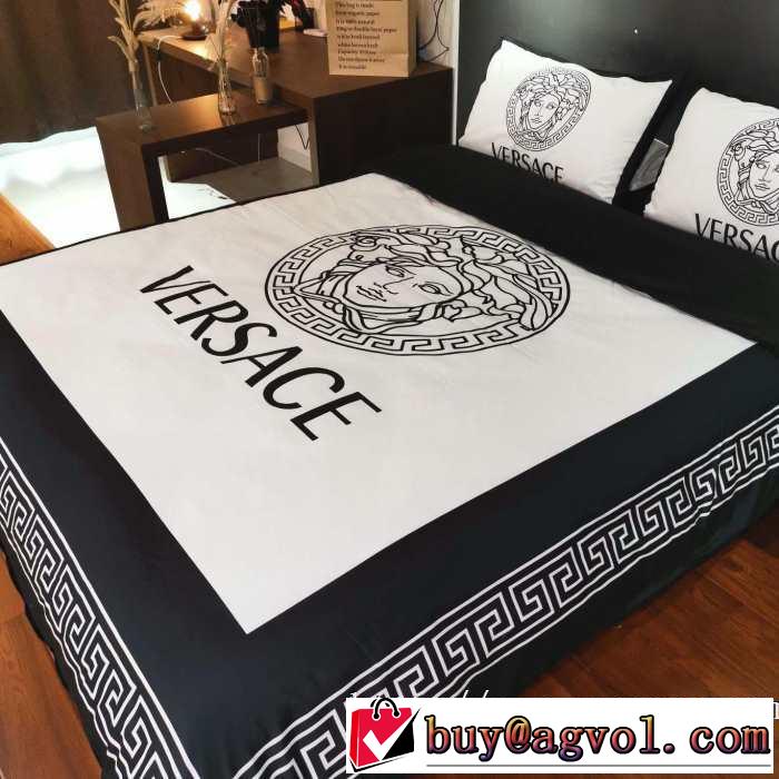 最高にCOOL秋冬新作 ヴェルサーチ 【2019秋冬トレンド】押さえておきたい VERSACE 寝具4点セット