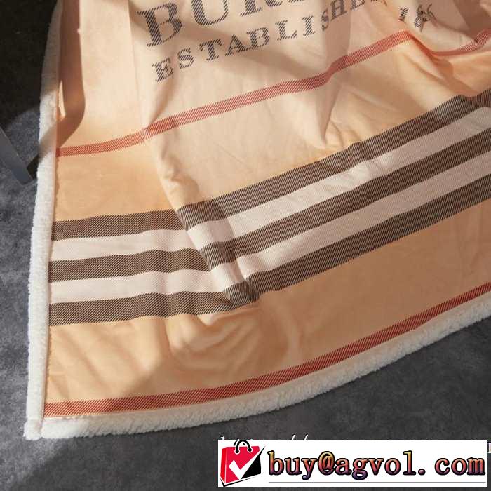 バーバリー BURBERRY  セレブ愛用　贈り物にも最適 ブランケット 超極細繊維を使用した美品