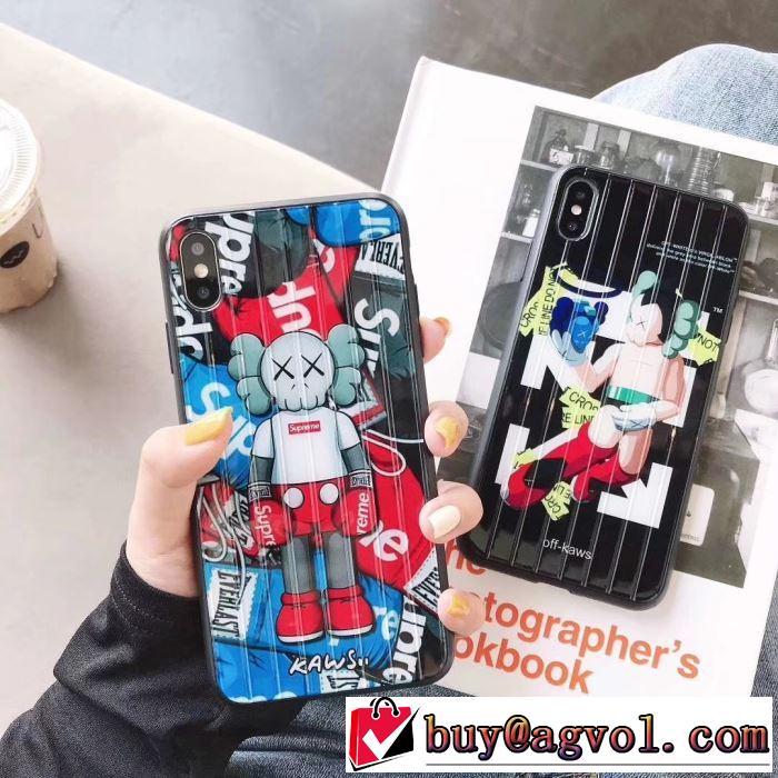 2色可選 シュプリーム【最新】2019年秋冬のトレンド速報  SUPREME 秋冬にお世話になる定番 スマートフォンケース  優しいのに存在感
