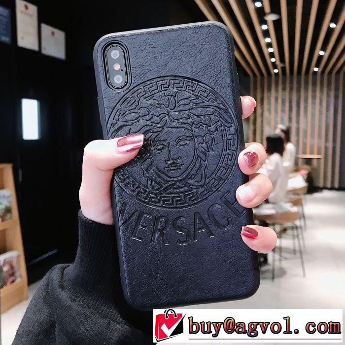 2色可選 2019秋のファッショントレンドはこれ スマートフォンケース おしゃれ度アップ秋冬コレクション ヴェルサーチVERSACE