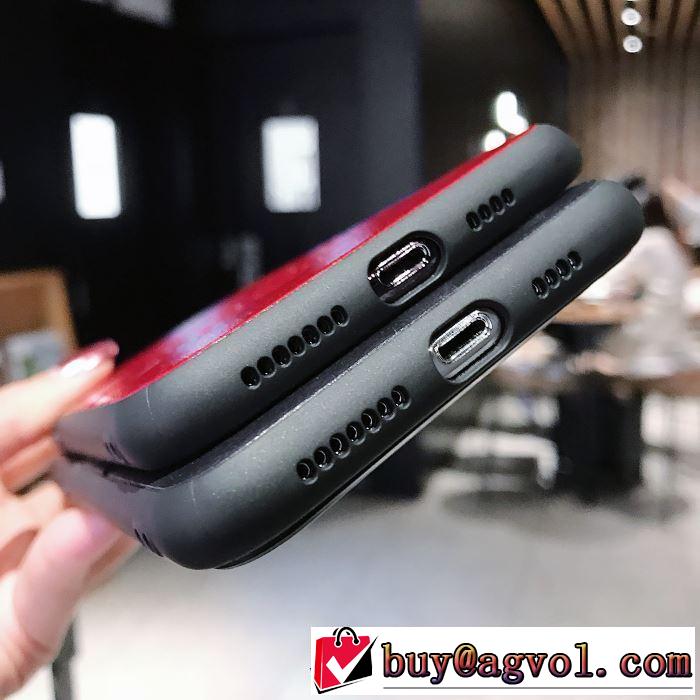 2色可選 2019秋のファッショントレンドはこれ スマートフォンケース おしゃれ度アップ秋冬コレクション ヴェルサーチVERSACE