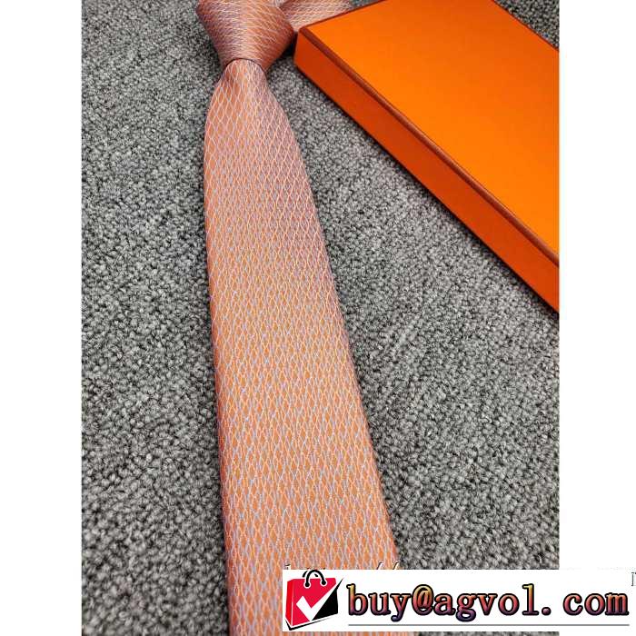 2019-20秋冬取り入れやすい エルメスおしゃれに秋を迎えるために  HERMES ネクタイ
