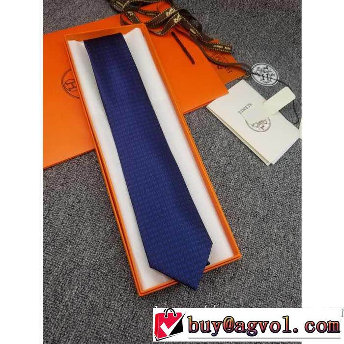おしゃれ感度が高い秋冬トレンド エルメス HERMES ネクタイ 2019秋のファッショントレンドはこれ