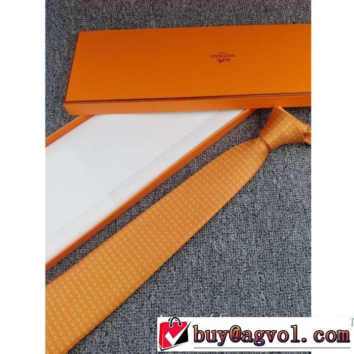 2019秋のファッショントレンドはこれ エルメス HERMES ネクタイ おしゃれさんはいち早く取り