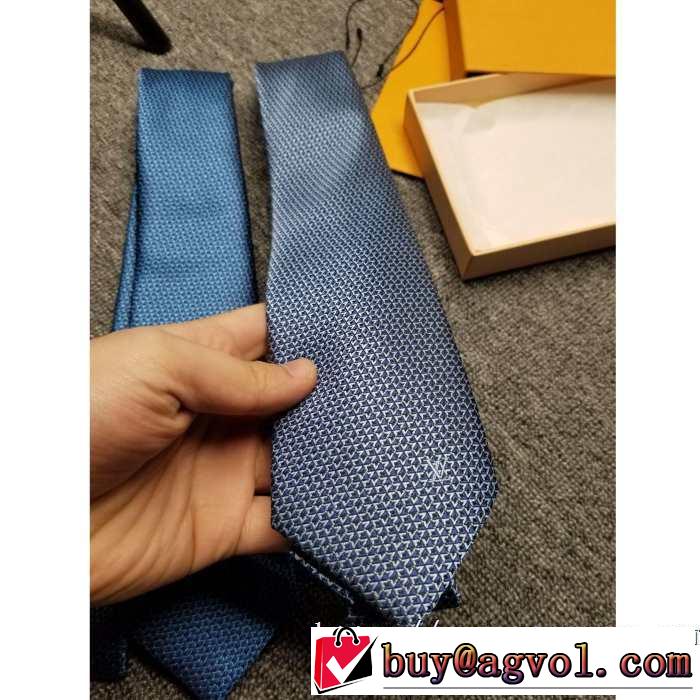 2色可選 ルイ ヴィトンカジュアルコーデオシャレ LOUIS VUITTON ネクタイ お洒落で秋冬注目トレンド