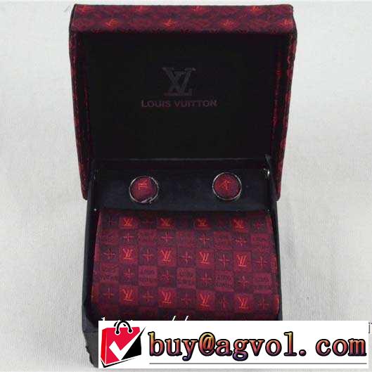 2019秋断然ブランド推し ルイ ヴィトン LOUIS VUITTON  オシャレスタイルが今年流 ネクタイ