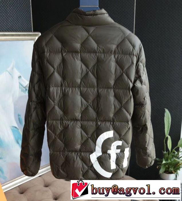 都会的な雰囲気を演出 モンクレー 2019-20秋冬取り入れやすい MONCLER  ダウンジャケットカジュアルに着こなせるデザイン