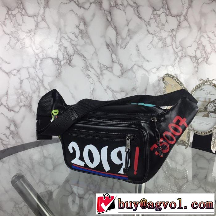 ウエストポーチ 最新秋冬トレンドをチェック！2019-20秋冬 バレンシアガ BALENCIAGA 絶対おさえるべきカラーと最新