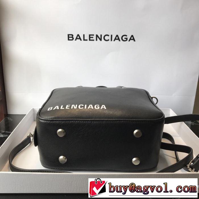 今年注目すべき秋冬ファッション バレンシアガ BALENCIAGA 人気の秋冬新作再登場 ハンドバッグ 2019秋冬トレンドデザイン