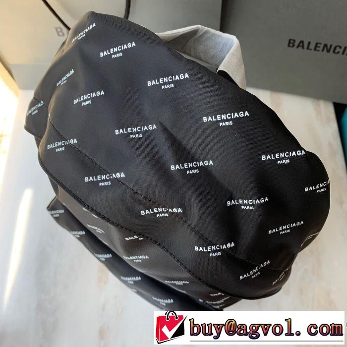 おしゃれさんはいち早く取り バレンシアガ リュック 今シーズン注目のアイテム  BALENCIAGA 2019秋、イチオシ上品