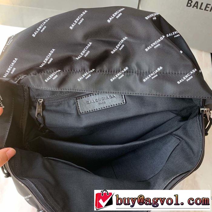 おしゃれさんはいち早く取り バレンシアガ リュック 今シーズン注目のアイテム  BALENCIAGA 2019秋、イチオシ上品