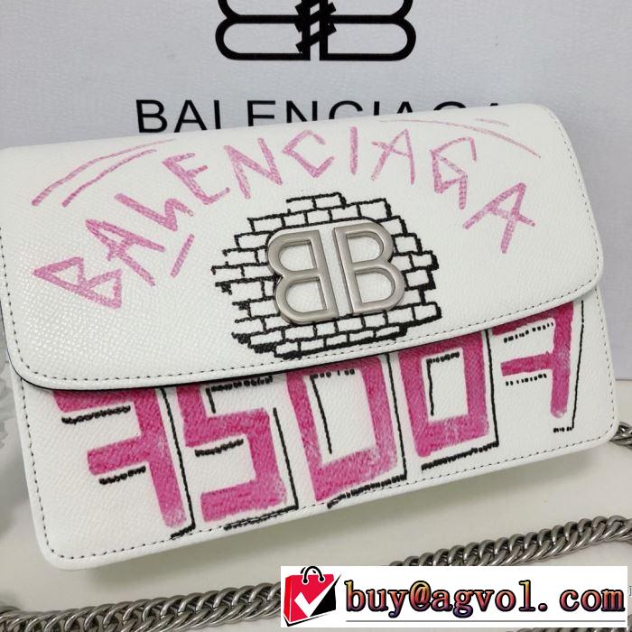 ミニバッグ秋冬にお世話になる定番  バレンシアガ優しいのに存在感  BALENCIAGA 【最新】2019年秋冬のトレンド速報