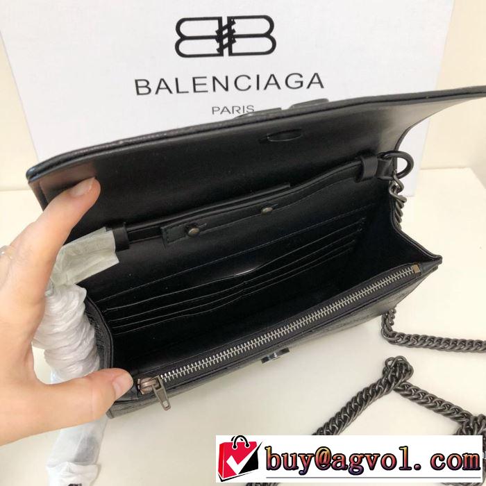 バレンシアガ秋冬から人気継続中  BALENCIAGA最速2019秋冬トレンドブランド ミニバッグ シンプルに着こなしたい