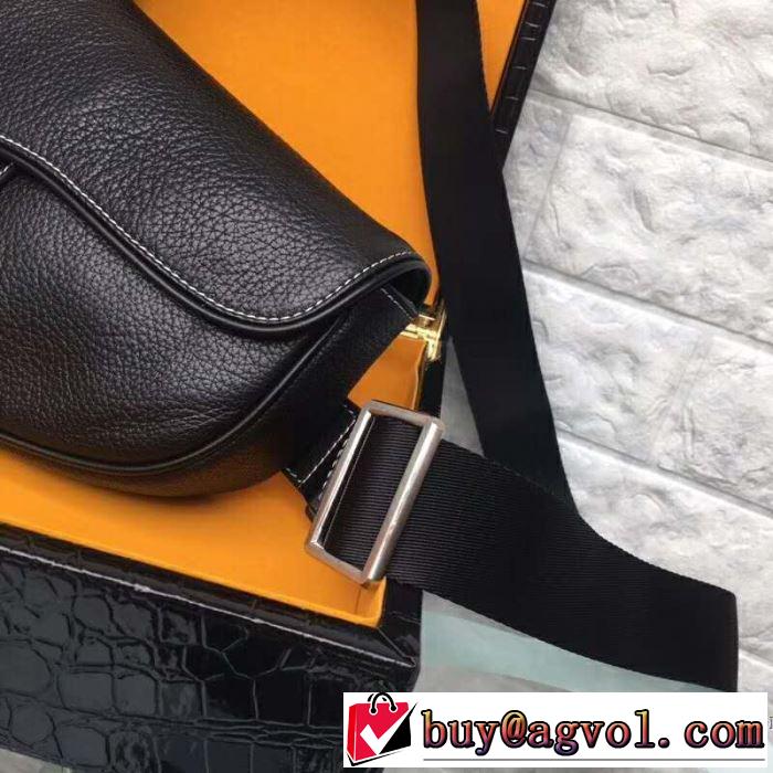 2019年春夏流行ファッション 大人可愛いスタイル バーバリー BURBERRY 斜め掛けバッグ